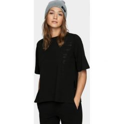 T-shirt damski TSD606 - głęboka czerń - Outhorn. Pomarańczowe koszulki damskie Outhorn, na imprezę, bez wzorów, bez kołnierzyka, bez rękawów. Za 39,99 zł.