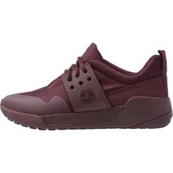 Timberland KIRI UP OXFORD Sneakersy niskie dark port. Czerwone trampki i tenisówki damskie Timberland, bez wzorów, z tworzywa sztucznego, bez zapięcia. Za 419,00 zł.
