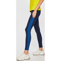 Adidas Originals - Legginsy. Niebieskie spodnie damskie adidas Originals, s, bez wzorów, z elastanu. W wyprzedaży za 109,90 zł.