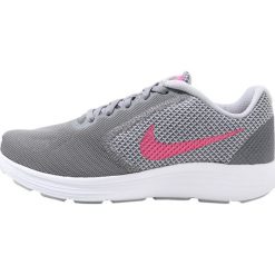 Buty do biegania damskie: Nike Performance REVOLUTION 3 Obuwie do biegania treningowe cool grey/deadly pink/wolf grey/white