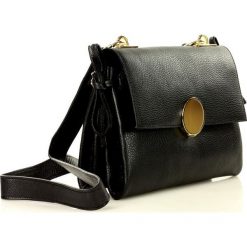 Marco mazzini klasyczna torebka listonoszka crossbody na szerokim pasku czarna. Czarne listonoszki damskie MAZZINI, w paski, ze skóry, eleganckie, bez dodatków. W wyprzedaży za 259,00 zł.