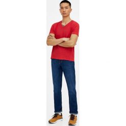 Ciemnoniebieskie jeansy regular comfort fit. Niebieskie jeansy męskie marki Pull&Bear, m, bez wzorów. Za 89,90 zł.