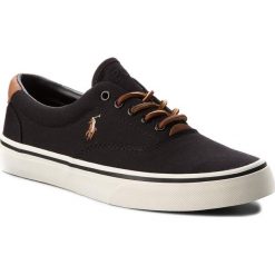 Tenisówki POLO RALPH LAUREN - Thorton 816713107001 Black. Czarne półbuty męskie Polo Ralph Lauren, bez wzorów, z gumy, eleganckie, bez zapięcia. W wyprzedaży za 239,00 zł.