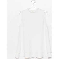 Topy damskie: Simple – Top