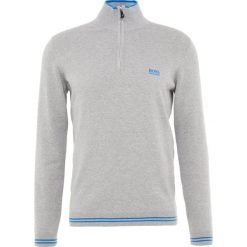 BOSS ATHLEISURE ZIMEX Sweter light pastel grey. Niebieskie swetry klasyczne męskie marki BOSS Athleisure, m. Za 579,00 zł.