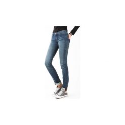 Jeansy skinny Wrangler Jeansy Molly Storm Break W251P536V. Jeansy damskie Wrangler. Za 222,23 zł.