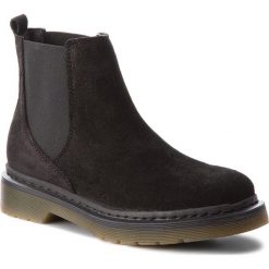 Sztyblety TAMARIS - 1-25433-30 Black Suede 004. Czarne botki damskie skórzane marki Tamaris, na obcasie. W wyprzedaży za 219,00 zł.