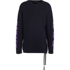 Swetry klasyczne męskie: D.GNAK OVERSIZED LOGO STRING Sweter black