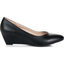 Buty ślubne damskie: Czółenka na koturnie vices Vices czarne