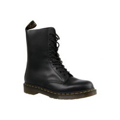 Dr. Martens Dr. Martens 1490 10092001 36 Czarne. Czarne buty sportowe męskie marki Dr. Martens, ze skóry. W wyprzedaży za 599,99 zł.