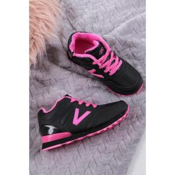 Czarne trzewiki sportowe sznurowane casu fa344z. Czarne buty dziewczęce sportowe Casu, bez wzorów, na sznurówki. Za 48,99 zł.