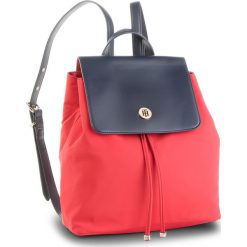 Plecak TOMMY HILFIGER - Dressy Nylon Backpac AW0AW05668 901. Czerwone plecaki damskie TOMMY HILFIGER, z materiału. Za 449,00 zł.