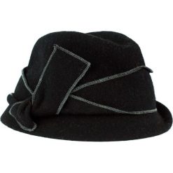 Kapelusz damski Asymetria czarny (cz14215). Czarne kapelusze damskie marki Art of Polo. Za 70,68 zł.