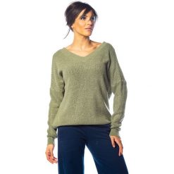 Sweter "Queen" w kolorze khaki. Brązowe swetry damskie So Cachemire, s, bez wzorów, z kaszmiru, bez rękawów, bez kaptura. W wyprzedaży za 175,95 zł.