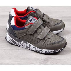 Buty sportowe chłopięce szare American Club - szary. Szare buty chłopięce sportowe American CLUB, bez zapięcia. Za 44,00 zł.