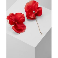 Kolczyki damskie: Anton Heunis FLOWER ASYMETRIC EARRINGS Kolczyki coral red/goldcoloured