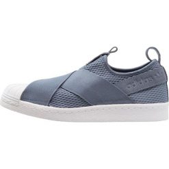 Adidas Originals SUPERSTAR SLIPON Półbuty wsuwane raw steeel/footwear white. Niebieskie półbuty damskie skórzane marki adidas Originals, na niskim obcasie. Za 379,00 zł.