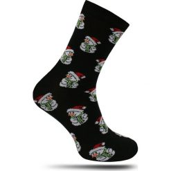 Czarne Świąteczne Skarpetki -Brave Soul- w Bałwanki, Bałwany, Zimowe SKBRSAW19SNOWMAN. Czarne skarpetki męskie Brave Soul, bez wzorów. W wyprzedaży za 9,90 zł.