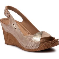 Sandały LASOCKI - RST-4781-07 Golden. Żółte klapki damskie Lasocki, bez wzorów, ze skóry, bez obcasa, na obcasie. Za 129,99 zł.