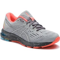Buty ASICS - Gel-Cumulus 20 Le 1011A239 Mid Grey/Dark Grey 020. Szare buty sportowe męskie Asics, z tworzywa sztucznego, bez zapięcia, do biegania. W wyprzedaży za 399,00 zł.