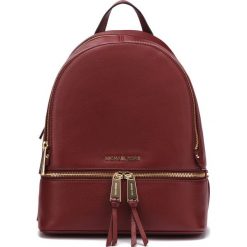 Michael Kors Rhea Medium Plecak Czerwony. Czerwone plecaki damskie Michael Kors, w paski, ze skóry. Za 1437,95 zł.