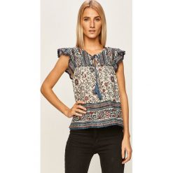 Pepe Jeans - Bluzka Izabel. Bluzki damskie Pepe Jeans, s, w kwiaty, z bawełny, z okrągłym kołnierzem, z krótkim rękawem. Za 259,90 zł.