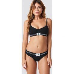 Stringi: Calvin Klein Stringi Monogram - Black