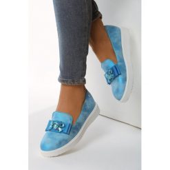 Niebieskie Lordsy Dotson. Niebieskie lordsy damskie Multu, bez obcasa. Za 39,99 zł.