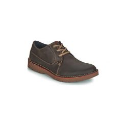 Derby Clarks VARGO PLAIN. Pomarańczowe półbuty męskie Clarks, bez wzorów, bez zapięcia. Za 399,00 zł.