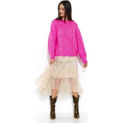 Sweter oversize z wełną fuksja. Czerwone swetry damskie e-margeritka.pl, na wiosnę, s, bez wzorów, z wełny, z krótkim rękawem, krótkie, bez kaptura. Za 119,99 zł.