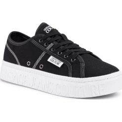 Sneakersy VERSACE JEANS COUTURE - E0YVBSD4 71540 899. Czarne sneakersy męskie Versace Jeans Couture, na co dzień, bez wzorów, z jeansu, klasyczne, bez zapięcia. W wyprzedaży za 469,00 zł.