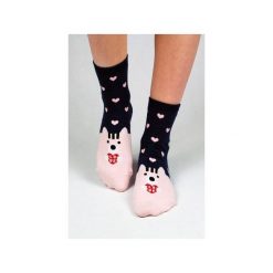Skarpetki z niedźwiadkiem (w serduszka). Niebieskie skarpetki damskie marki Candysox.pl. Za 30,00 zł.