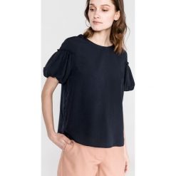 French Connection Crepe Bluzka Niebieski. Niebieskie bluzki damskie French Connection, s, bez wzorów, z poliesteru, bez kołnierzyka, bez rękawów. Za 335,95 zł.