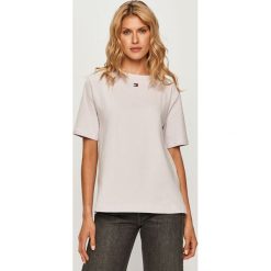 Tommy Hilfiger - T-shirt. Różowe bluzki damskie TOMMY HILFIGER, s, bez wzorów, z elastanu, z okrągłym kołnierzem. W wyprzedaży za 139,90 zł.