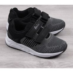Buty sportowe chłopięce na rzepy szare czarne American Club - czarny / szary. Szare buty chłopięce sportowe American CLUB, na rzepy. Za 33,00 zł.
