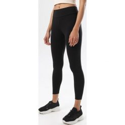 Czarne Legginsy Araseise. Czarne legginsy damskie Born2be, s, bez wzorów. W wyprzedaży za 64,99 zł.