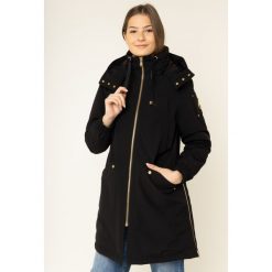 Parka Moose Knuckles Gouldtown M39LP225. Czarne kurtki damskie Moose Knuckles, s, bez wzorów, z elastanu, bez kaptura. W wyprzedaży za 1649,00 zł.