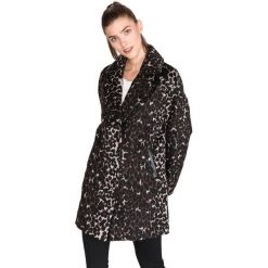 Guess Rita Płaszcz Czarny Brązowy Wielokolorowy. Pomarańczowe kurtki damskie Guess, l, z aplikacjami, z poliesteru. Za 743,95 zł.