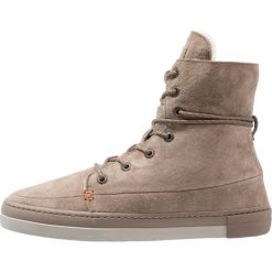 Botki damskie lity: HUB VERMONT HIGH Botki sznurowane dark taupe/cool taupe