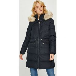 Tommy Hilfiger - Kurtka puchowa Alana. Niebieskie kurtki damskie marki TOMMY HILFIGER, s, z poliesteru, z kapturem. W wyprzedaży za 999,90 zł.
