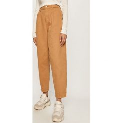 Only - Jeansy. Zielone jeansy damskie ONLY, s, z podwyższonym stanem. W wyprzedaży za 149,90 zł.