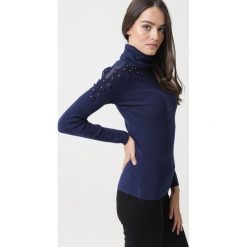Granatowy Golf Annora. Niebieskie swetry damskie Born2be, xl, bez wzorów, z dzianiny, klasyczne, z długim rękawem, długie, bez kaptura. Za 99,99 zł.
