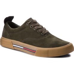 Tenisówki TOMMY JEANS - Oxford City Sneaker EM0EM00149 Forest Night 307. Zielone półbuty męskie Tommy Jeans, na co dzień, bez wzorów, z jeansu, klasyczne, bez zapięcia. W wyprzedaży za 279,00 zł.