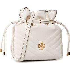 Torebka TORY BURCH - Kira Chevron Mini 64439 New Ivory 1044. Brązowe torebki klasyczne damskie Tory Burch, z aplikacjami, ze skóry, na ramię, zdobione, bez dodatków. Za 2079,00 zł.