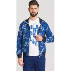 BLUZA Armani Exchange. Szare bluzy męskie Armani Exchange, s, bez wzorów, z bawełny, z kapturem, bez rękawów, z kapturem. Za 433,30 zł.