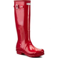 Kalosze HUNTER - Original Gloss WFT1000RGL Military Red. Czerwone kalosze damskie Hunter, bez wzorów, z tworzywa sztucznego. Za 599,00 zł.