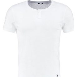 Patrizia Pepe Tshirt basic white. Białe koszulki polo męskie Patrizia Pepe, l, z bawełny. Za 349,00 zł.