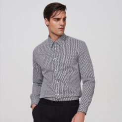 Wzorzysta koszula regular fit - Biały. Białe koszule męskie Reserved, s. Za 129,99 zł.