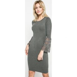 Sukienki dzianinowe: Kiss my dress – Sukienka
