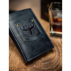 Portfel męski skórzany RFID Buffalo Wild granatowy - Niebieski. Niebieskie portfele męskie BUFFALO WILD, bez wzorów, ze skóry. Za 59,99 zł.